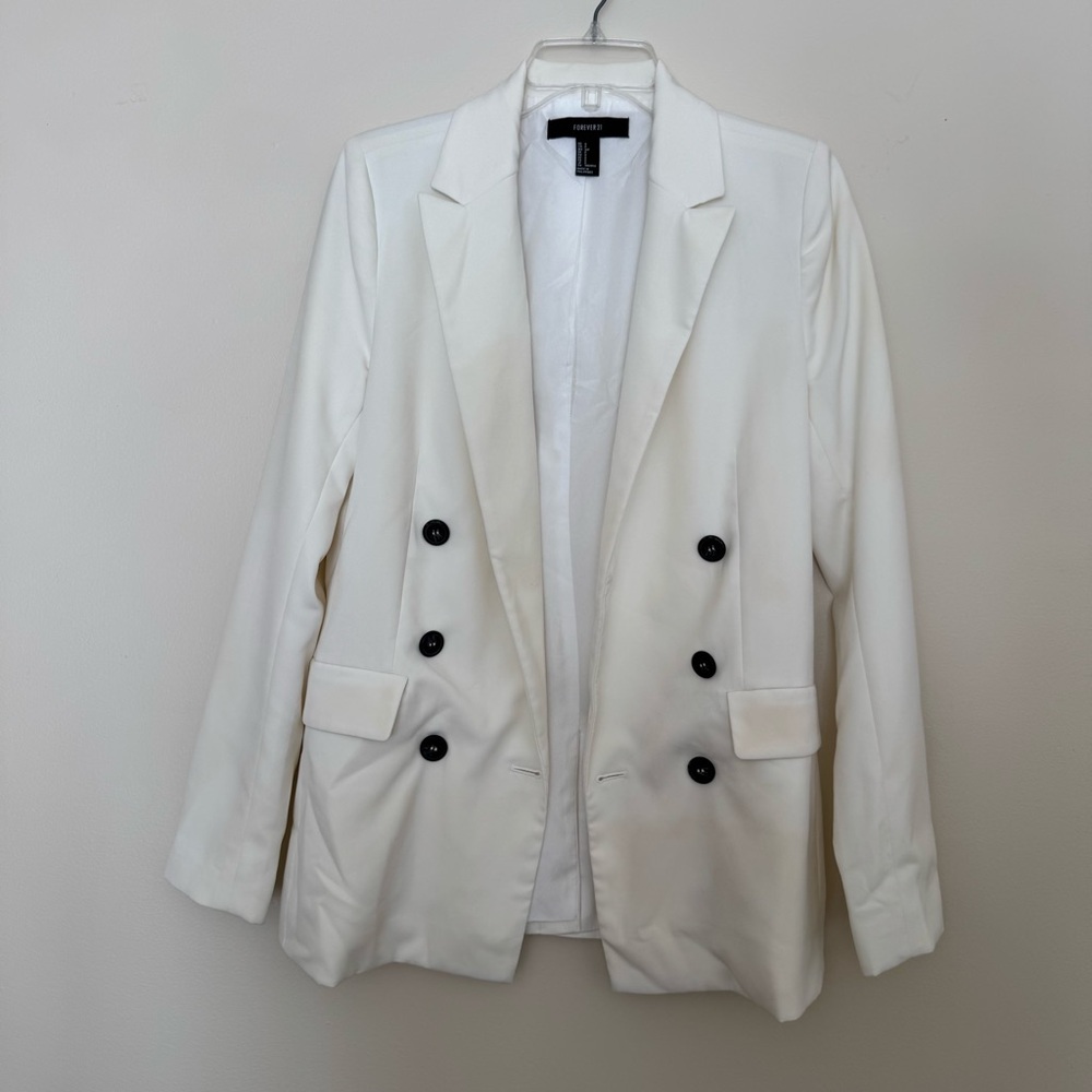 Forever 21 Women's White Double-Breasted Blazer with Black Buttons